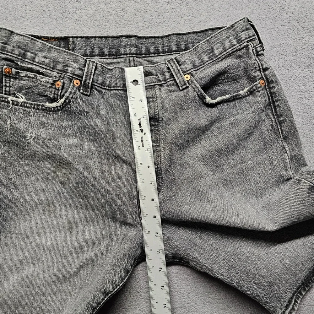 Levis 501 Original Fit Gray Distressed Denim Shorts Mens W34 L9 Button Fly Jorts